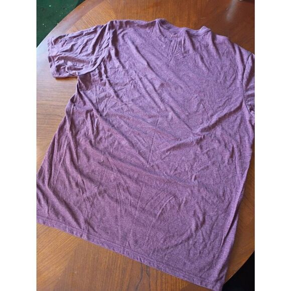 Good Spirits Wine & Tobacco Tee - Size: XL       (1224) - Picture 4 of 4